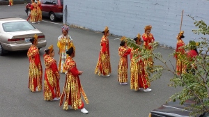 Chinese American dancers from Chongwa School in Seattle. 